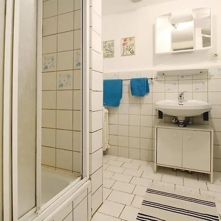 Vakantiehuis Terraced House Im Schloss Zingst, Querfurt